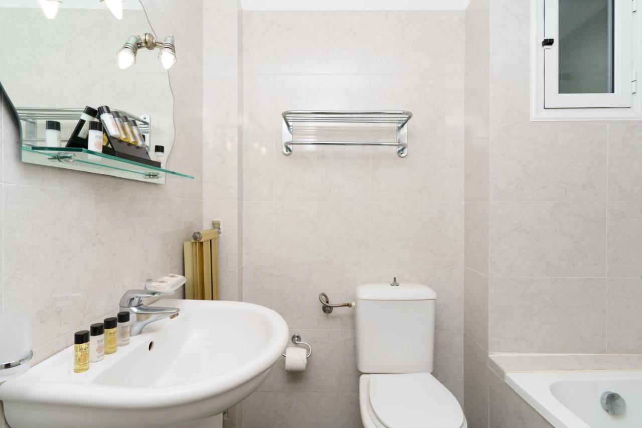 Stefania Hotel Amárinthosz Kültér fotó