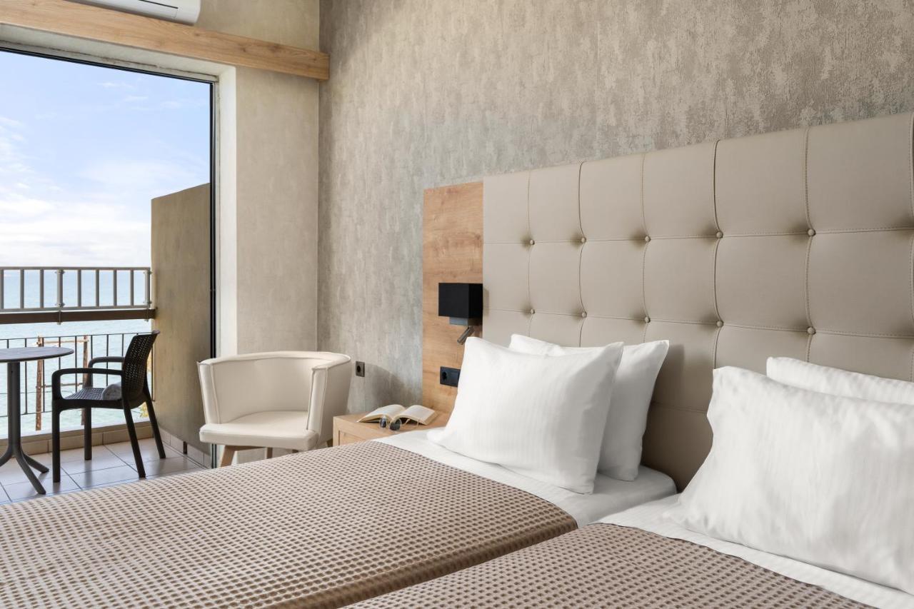 Stefania Hotel Amárinthosz Kültér fotó