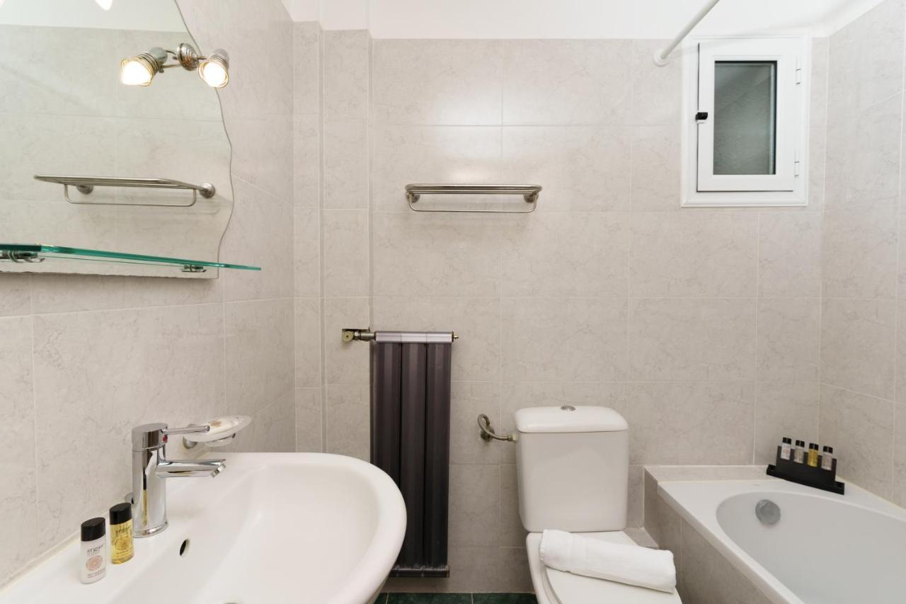 Stefania Hotel Amárinthosz Kültér fotó