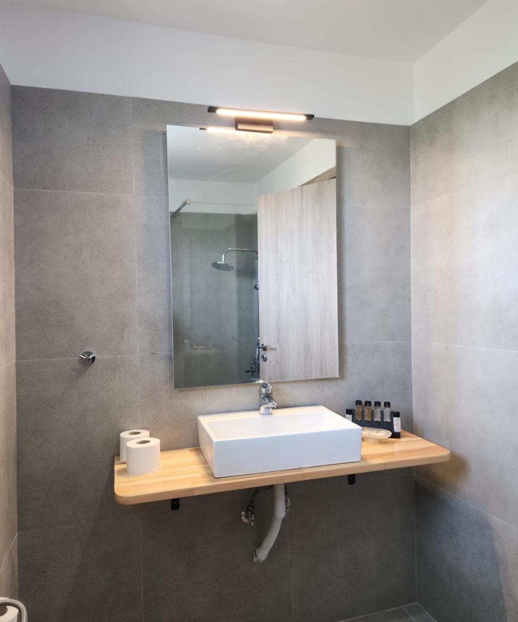 Stefania Hotel Amárinthosz Kültér fotó